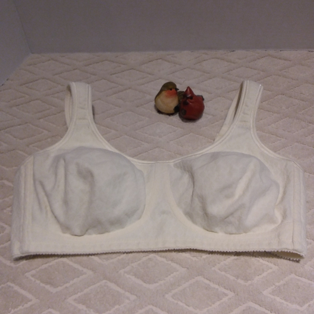 Amoena Mona wire-free bra-post surgery